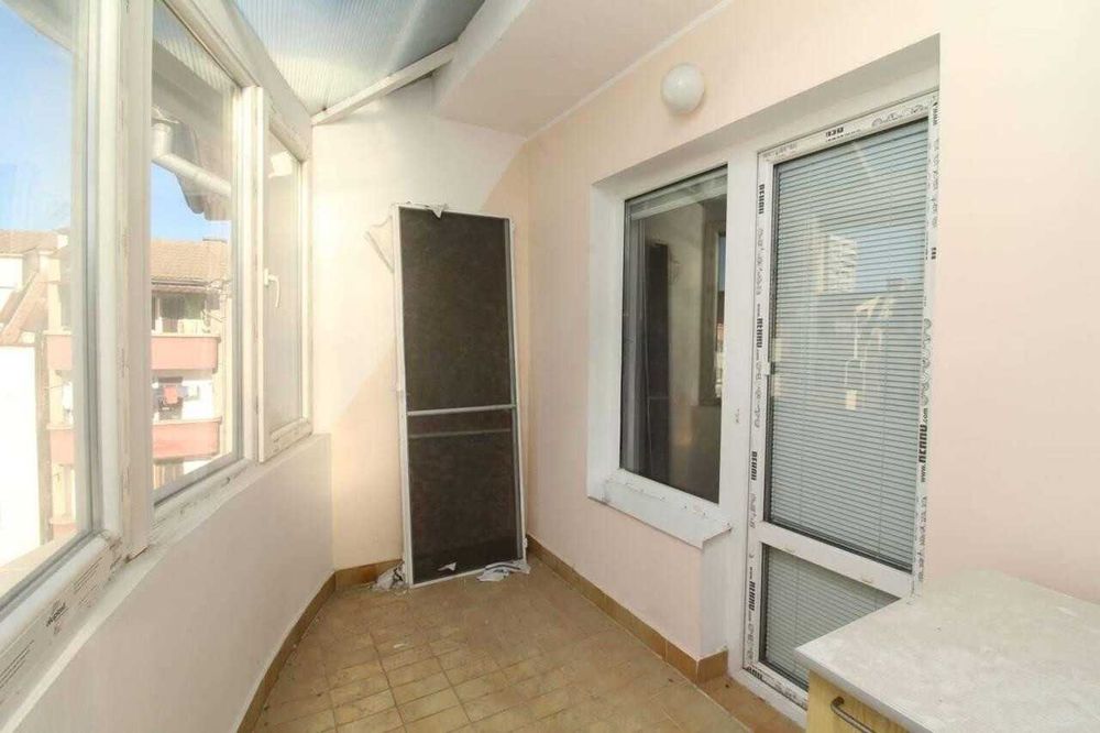 Продава се Тристаен апартамент в Пловдив, Каменица 1 - 100 кв.м за 790 €/кв.м - Снимка #6