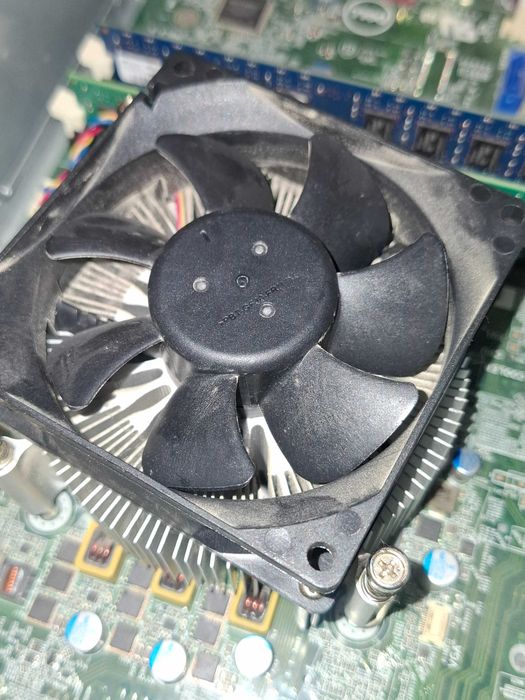 Kit Complet Dell OptiPlex 3040 (i3-6100, 2X4GB RAM) plus altele pe langa