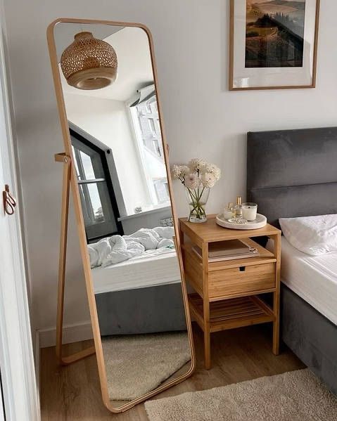 Продам напольное зеркало Икеа