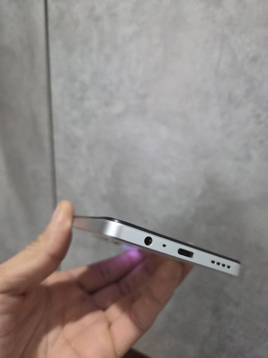 Realme c71  6/128гб