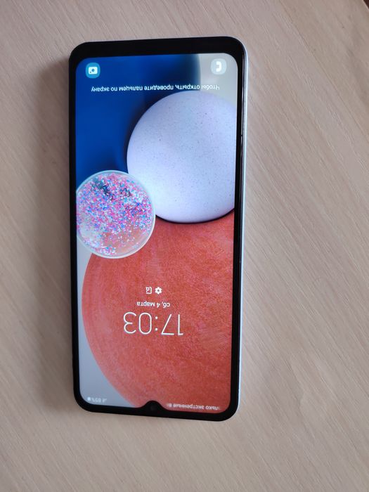 продаётся телефон