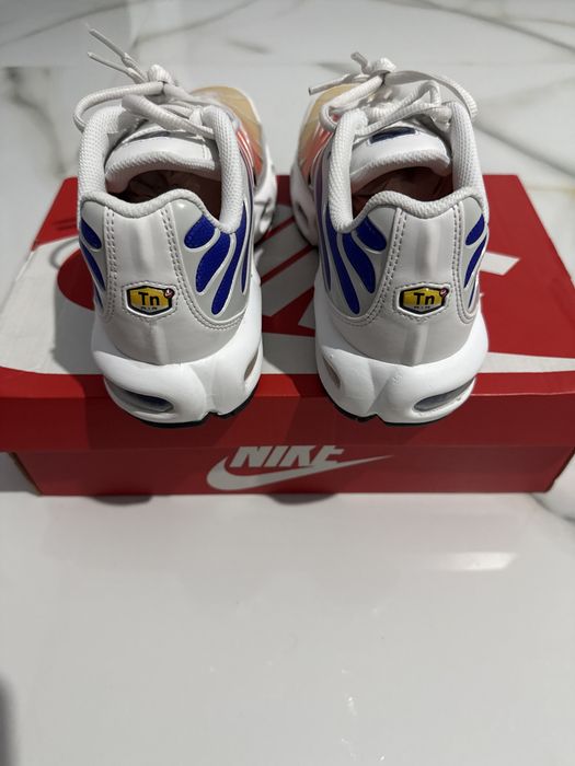 Adidasi nike W air max plus noi