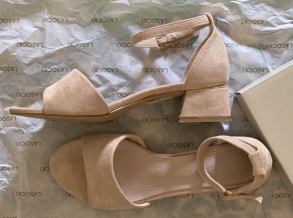 Дамски елегантни и ежедневни  сандали естествена кожа  38 номер