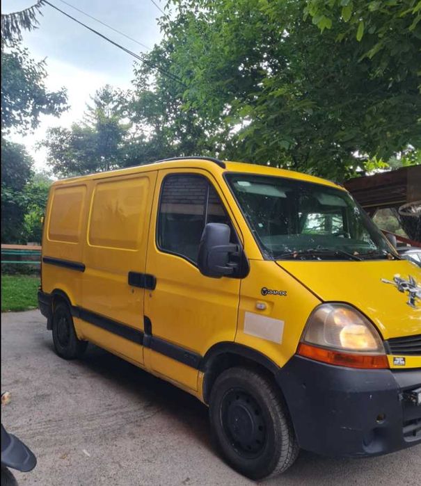 Товарен бус Renault Master