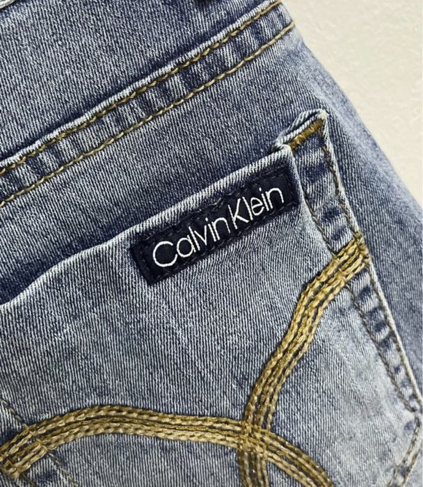 Blugi Calvin Klein