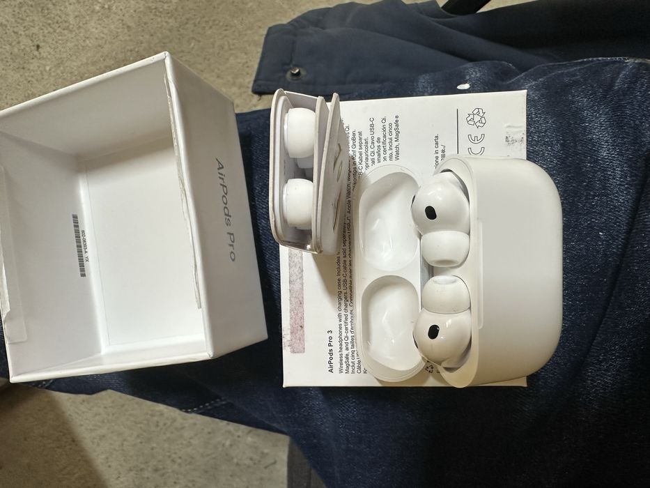 Air pods Pro 3 -ca noi ,desfacute doar pentru verificare