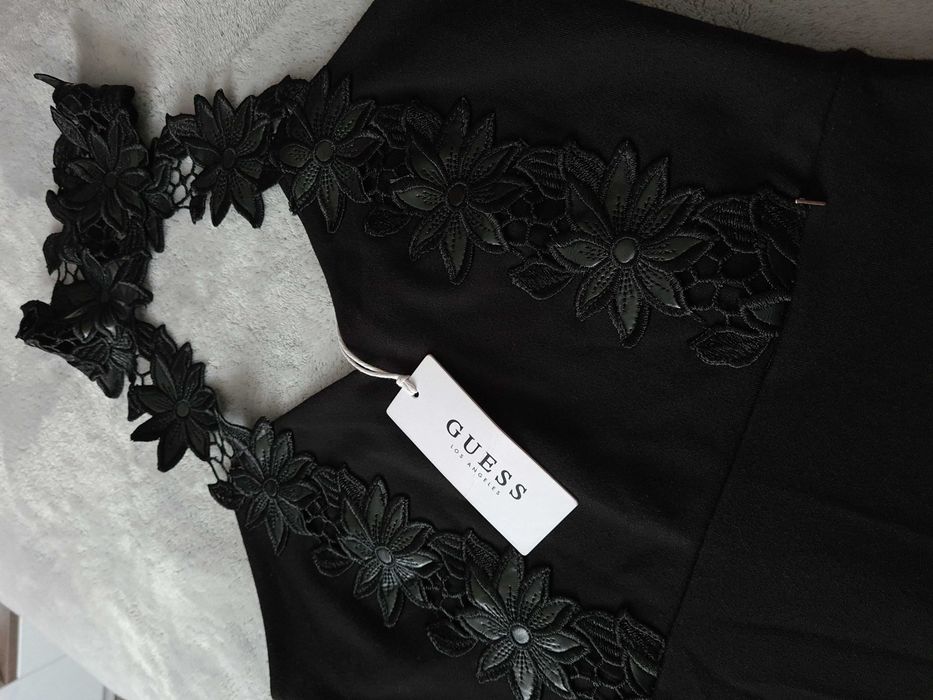 GUESS нова рокля/М