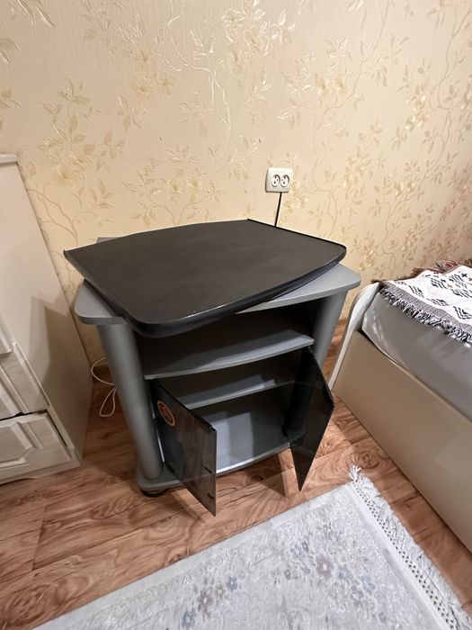 Тумба под телевизор