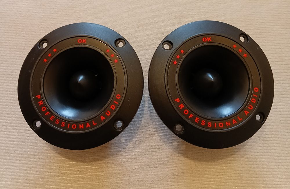 Колонки для автомобиля твиттер (пищалки)