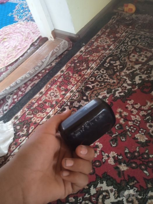 Quloqchin M10 yaxshi ideal hamma joyi ishlaydi