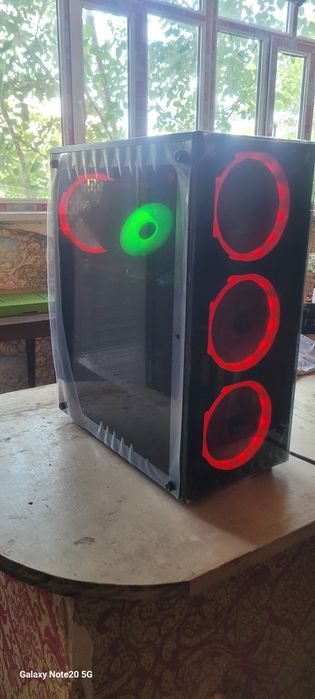 Продаю компьютер почти новый!