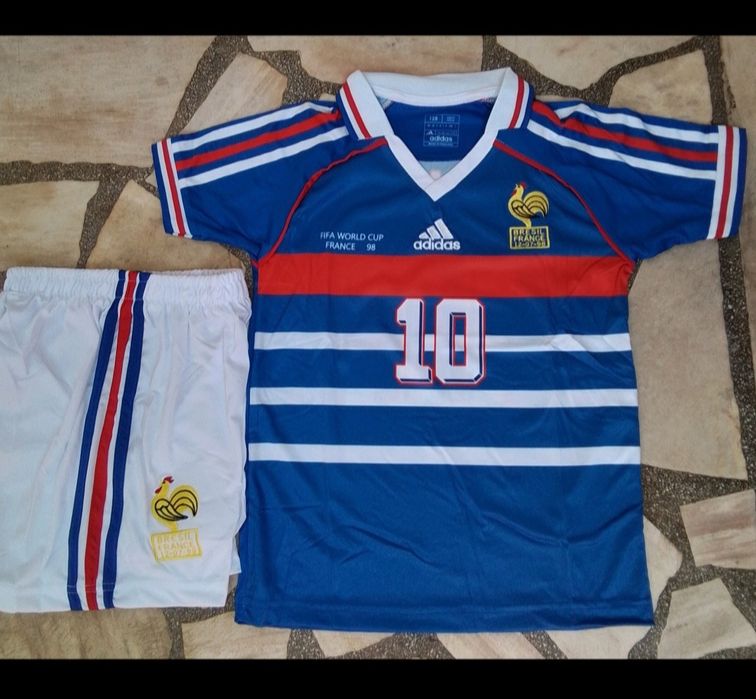 РЕТРО екипи Детско юношески футболни екипи