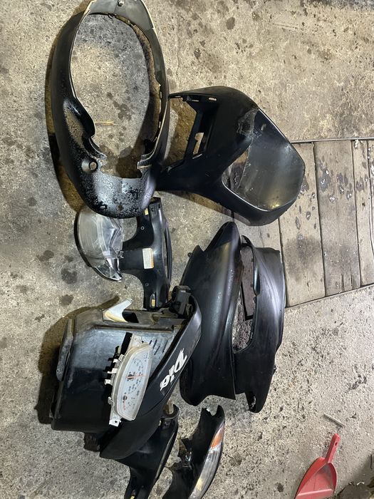 Пластик на скутер хонда дио 34