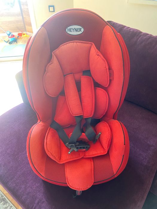 Автокресло Heyner
