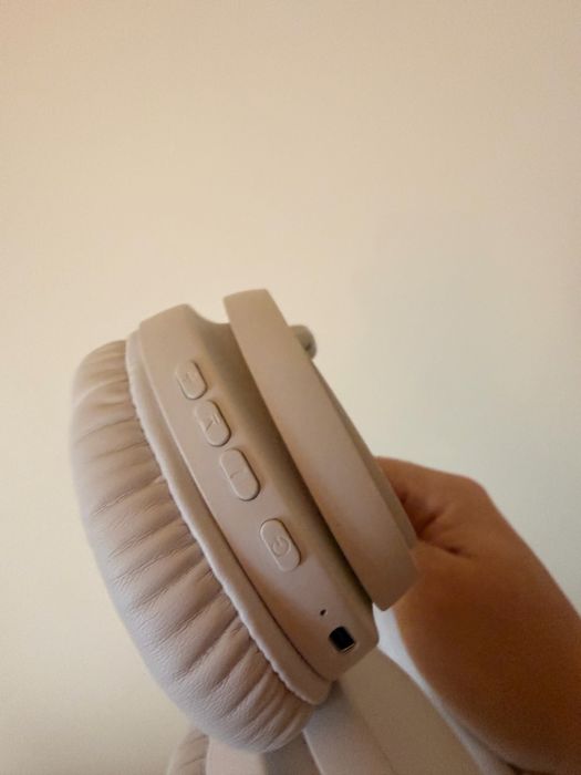 Безжични Bluetooth слушалки Philips TAUH202 бели