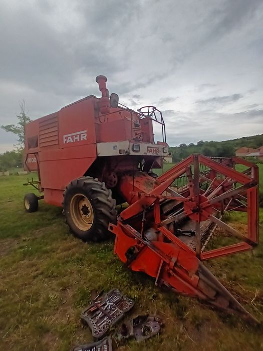 Vând Combina DEUTZ FAHR M1000