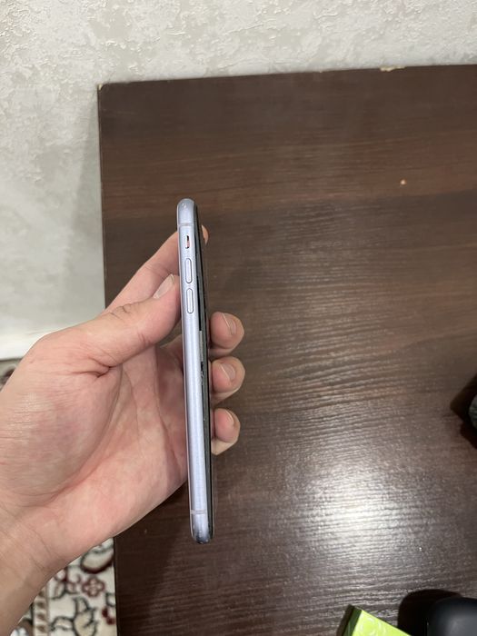 Продам iphone 11