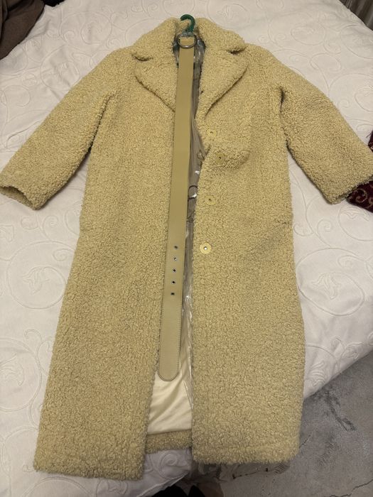 Шуба-тедди ZARA