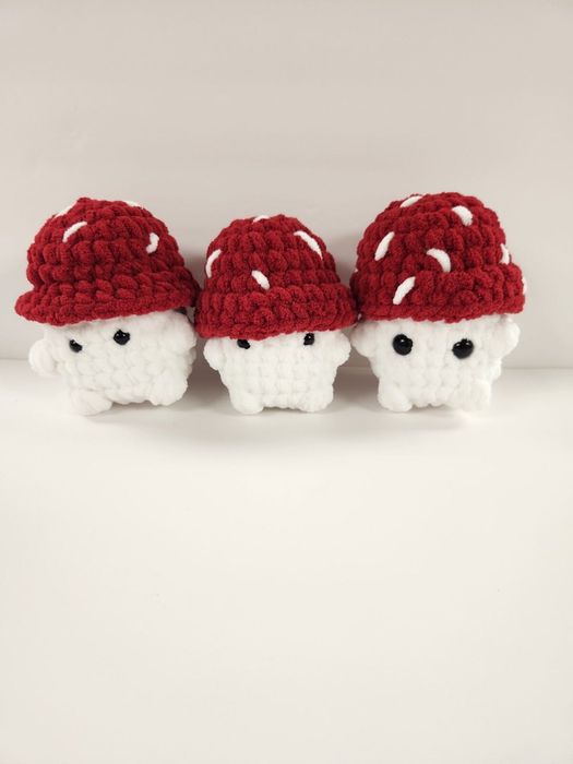 Вязаные игрушки ручной работы