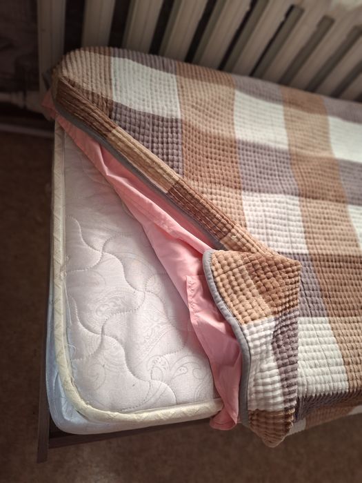 Продам кровать за 25тыс.тг