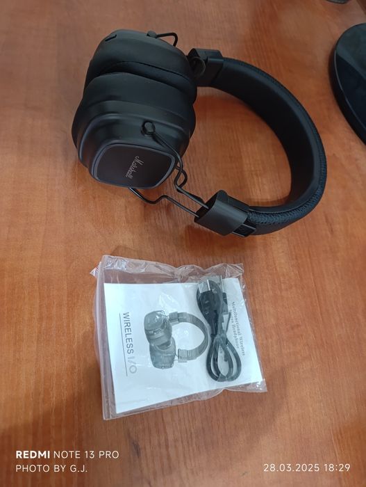 Блютус наушники Marshall