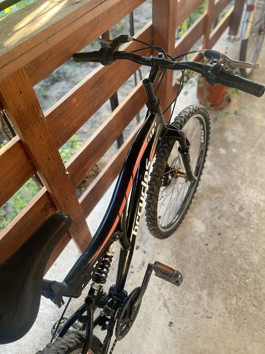Vând bicicletă MTB Brcycles GTX, 26 inch, full suspension.