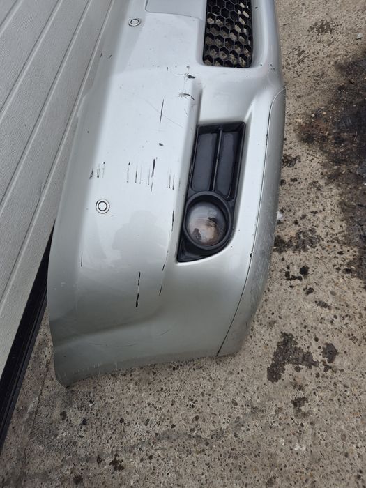 Bară Față Completa Toyota Corolla Verso 2004-2007.