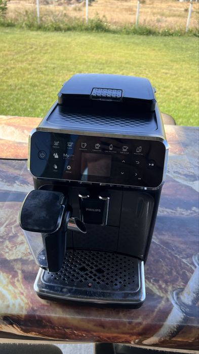 Espressor Philips seria 4000
