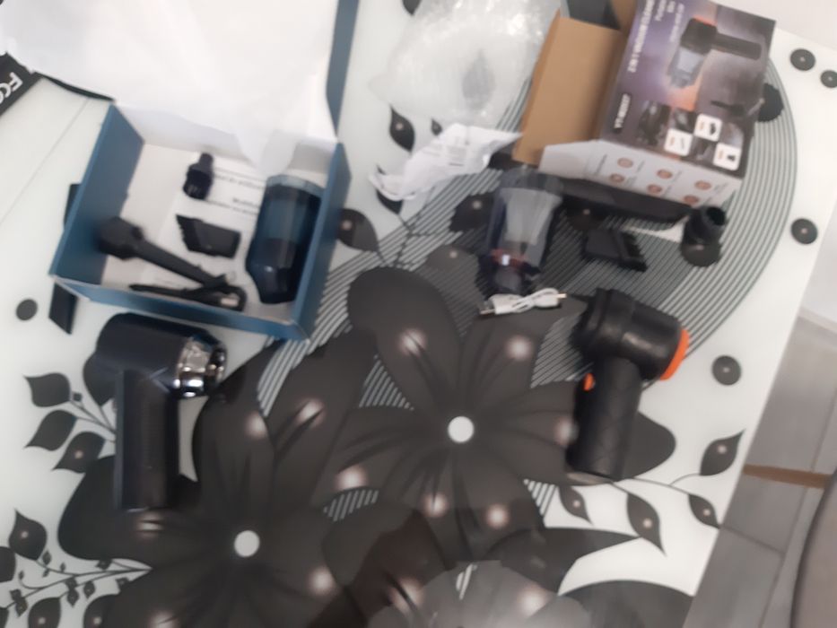 Aspirator auto portabil 2 funcții utile