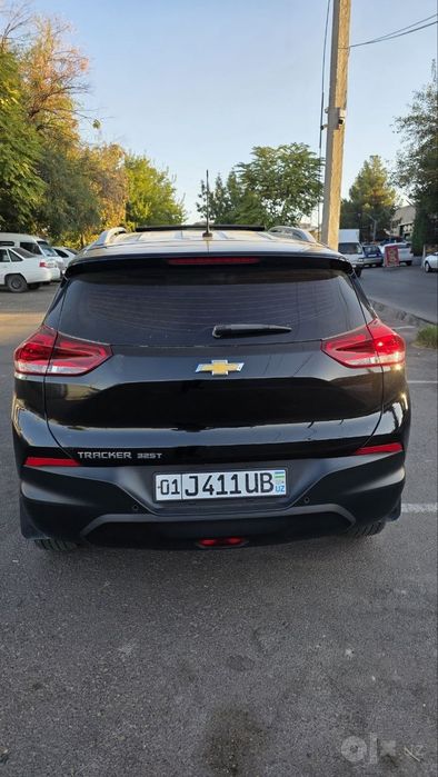 Chevrolet treker srochna sotiladi