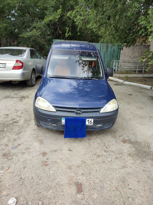 Продам машину Opel