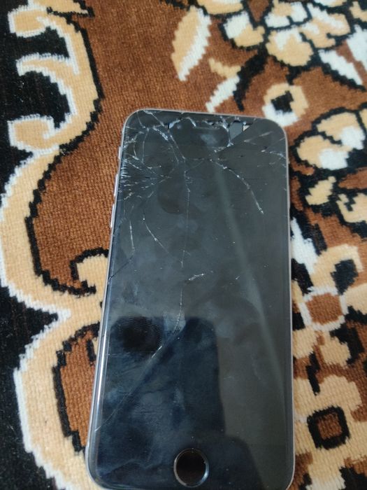 Айфон 6 продам срочно!!