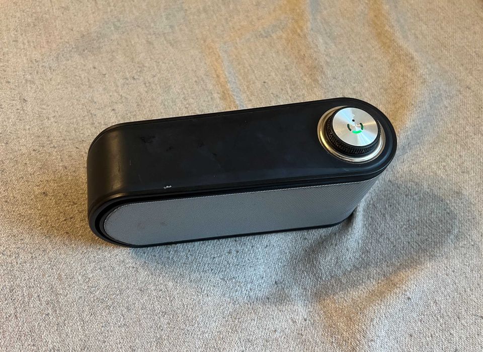 Boxă portabilă Klipsch GIG Bluetooth – defectă, se aude distorsionat