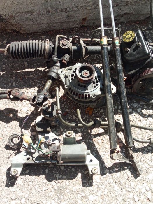 Продавам части за Субаро Легаси 1