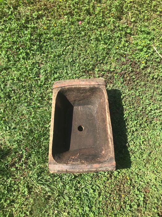 Дървена фуния от бряст за наливане на вино в бурета от 1894г.