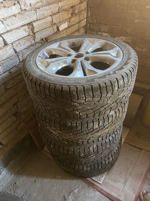 Продам шины зимний