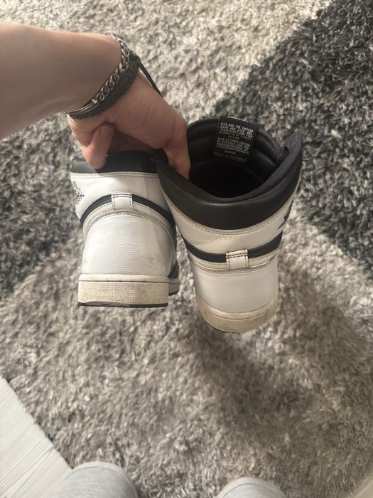 Jordan 1 black and white