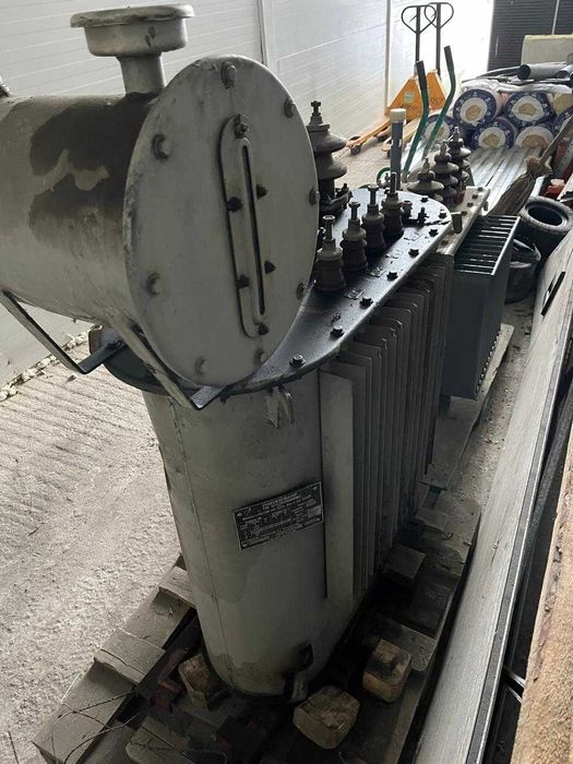 Трансформатор трехфазный