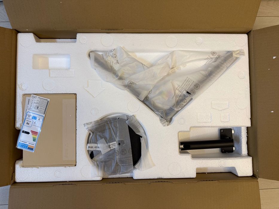 Монитор Samsung 32”