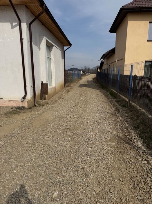 Teren de vânzare Ulmi , Dâmbovița , vizavi de primărie !