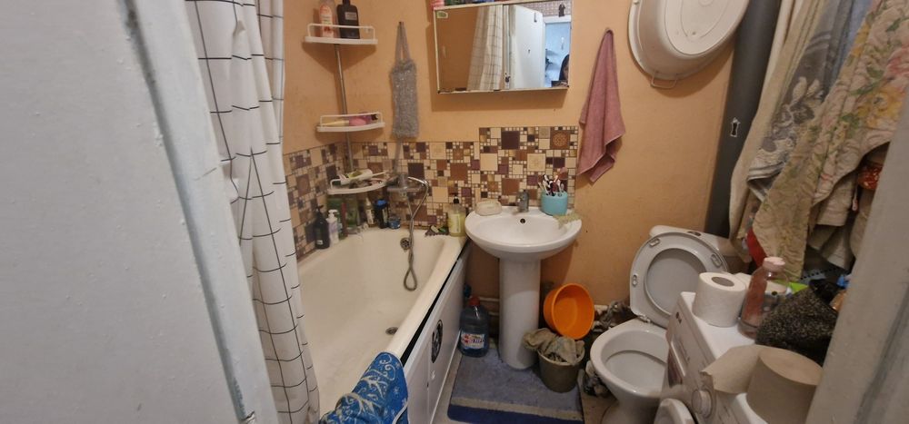 Продам 1-ком кварт 20 мкр-не