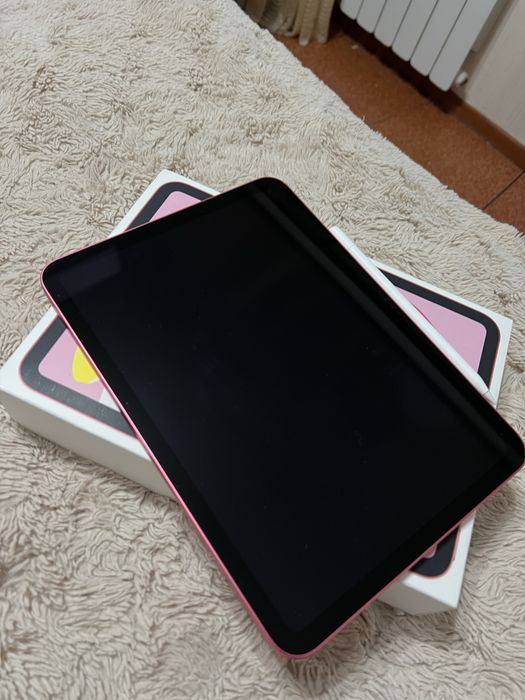 Продам IPad A16 + стилус срочно