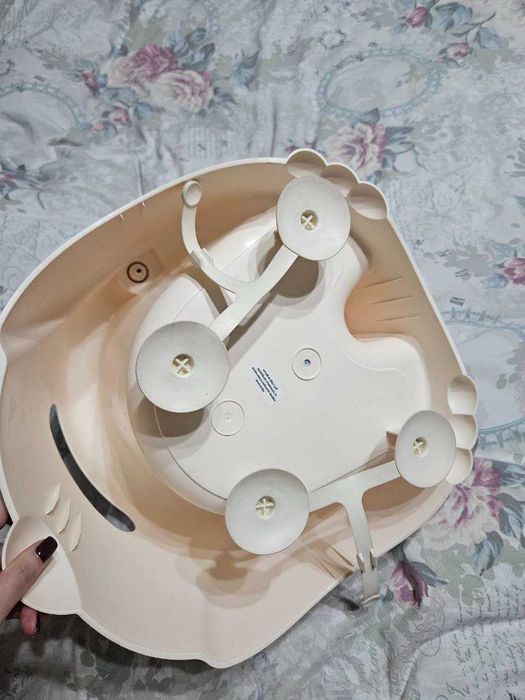 Продаётся детский стульчик для ванны