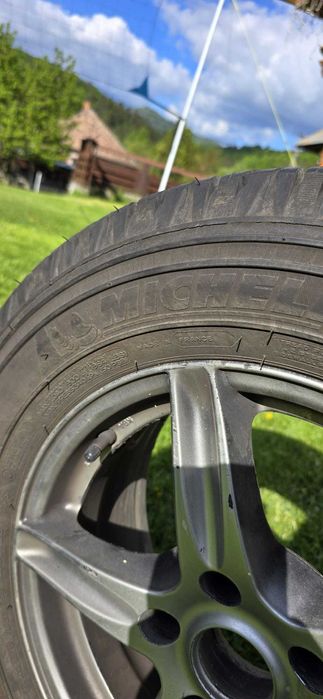 Noi - 1500 lei Oferta 4 Anvelope Michelin Cross 235/60/16. 104H