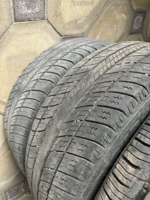 Летние шины 235/60/17