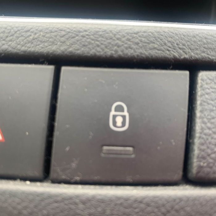 Buton Blocare / Debloare Usa / Usi Portiera / Portiere Peugeot 508 2010 - 2018