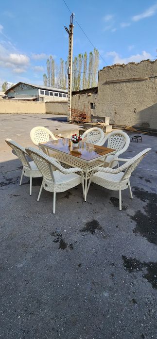 Ratan to'qima stol stul ishlab chiqaruvchidan