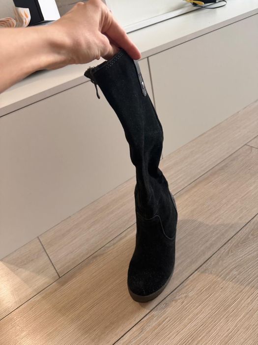Продам зимние сапоги