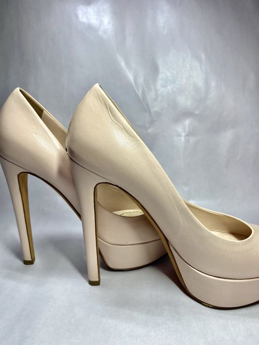 Туфли на каблуке