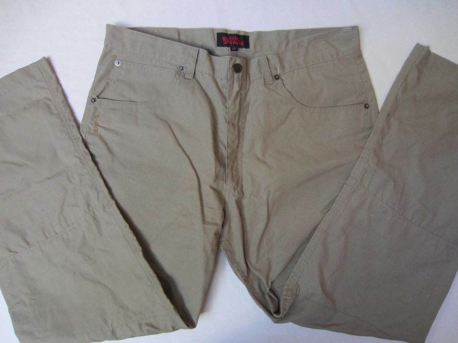 Pantaloni dama Fjall Raven,drumetie,masura 50, bej,stare f.buna